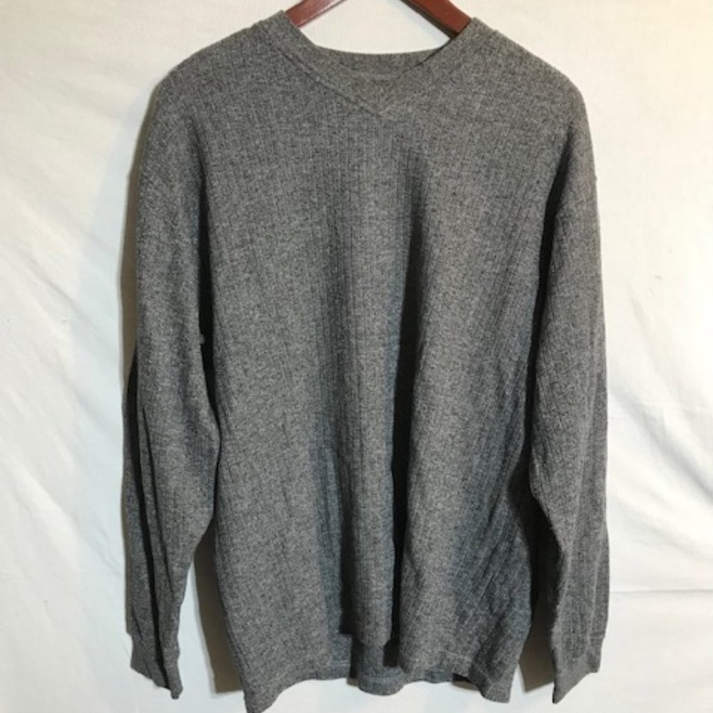 Natural Life Men's V Neck Pull over sweater